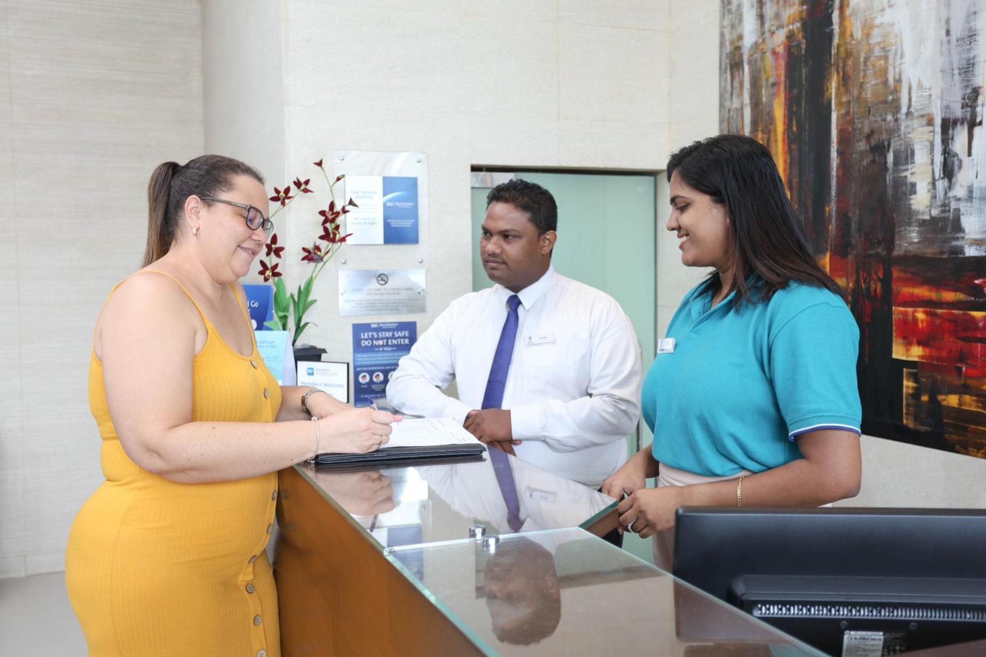 Western Elyon Hotel Colombo