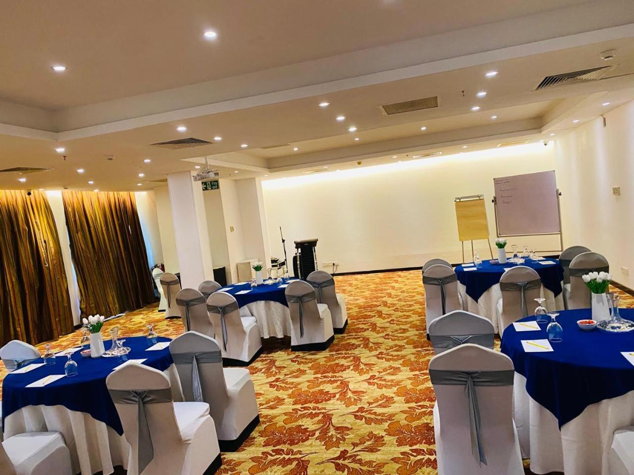 Hotel Western Elyon